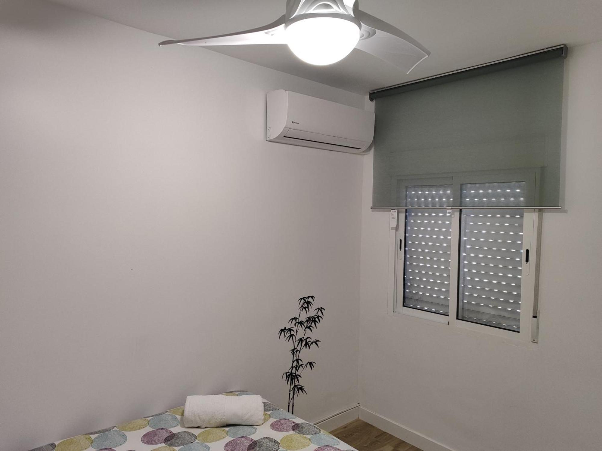 Apartamento Malaga 300 Metros De La Playa Экстерьер фото