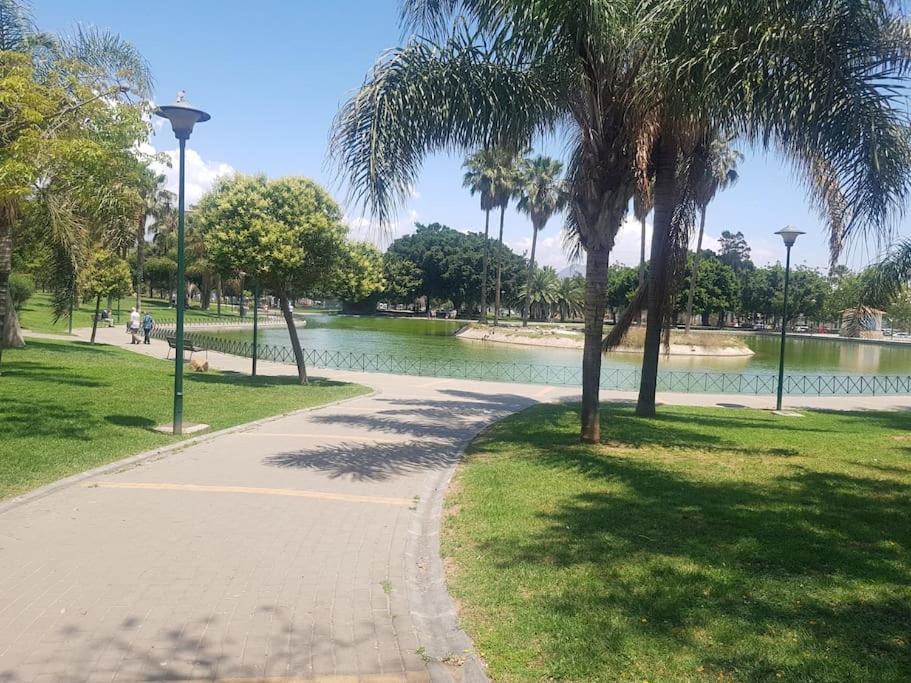 Apartamento Malaga 300 Metros De La Playa Экстерьер фото